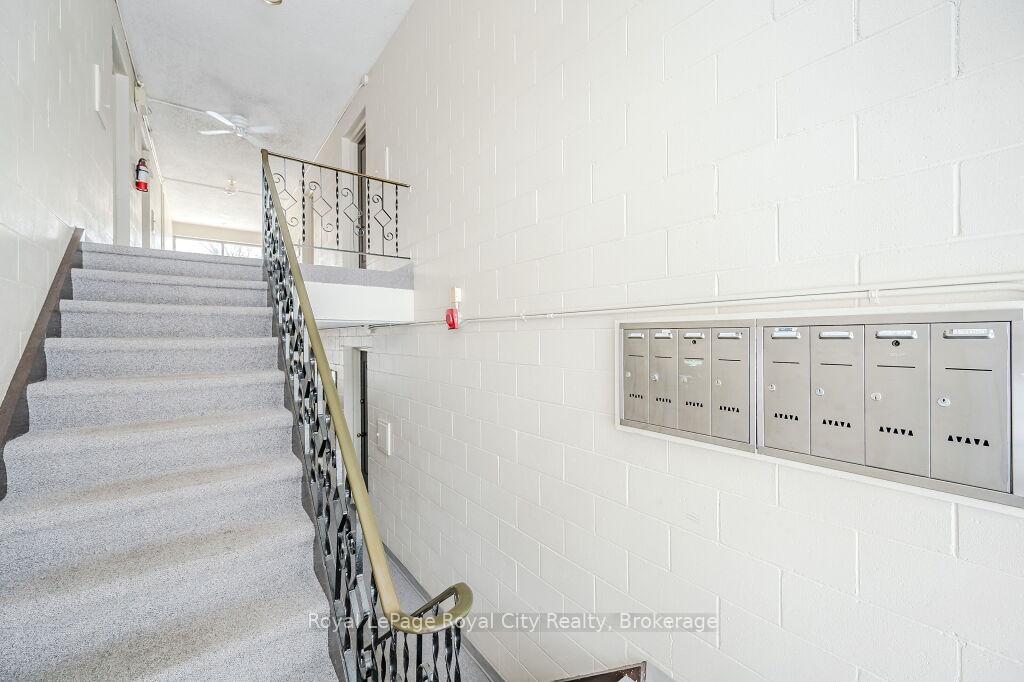 Photo 23 of Unit 107, 1 Sunnylea Crescent, Guelph, General Hospital — HOMEH