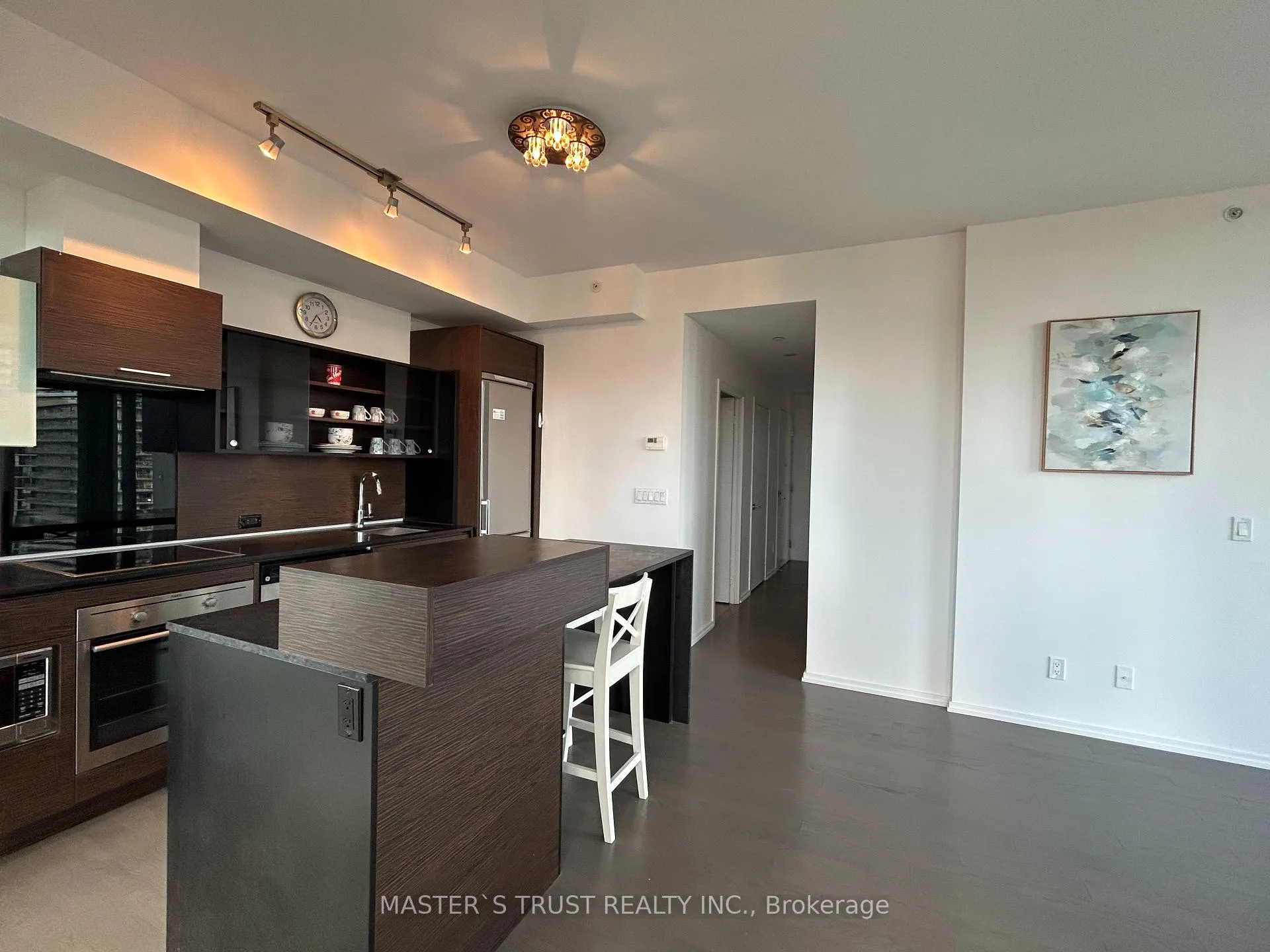 Photo 6 of Unit 1702, 75 St Nicholas Street, Toronto, Bay Street Corridor — HOMEH