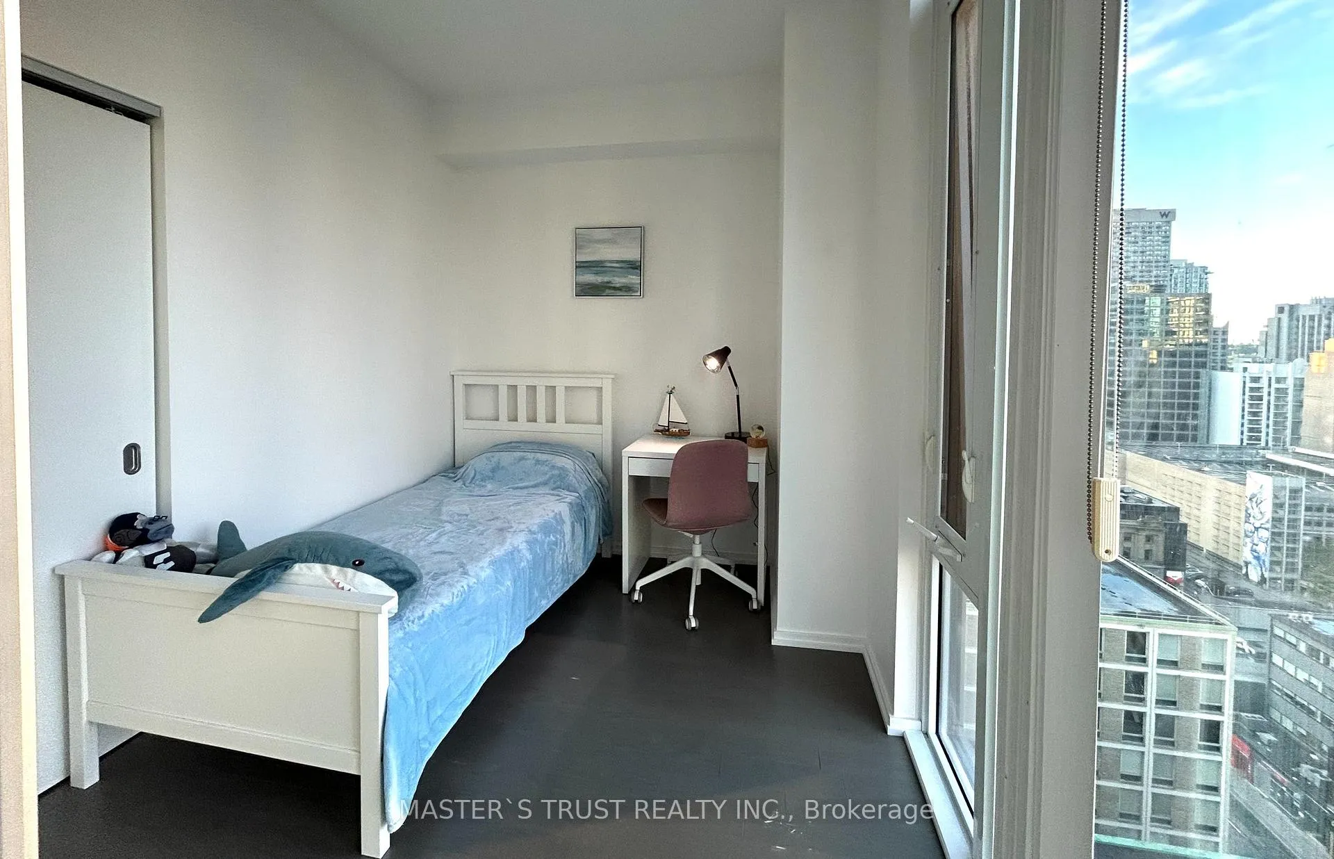 Photo 14 of Unit 1702, 75 St Nicholas Street, Toronto, Bay Street Corridor — HOMEH
