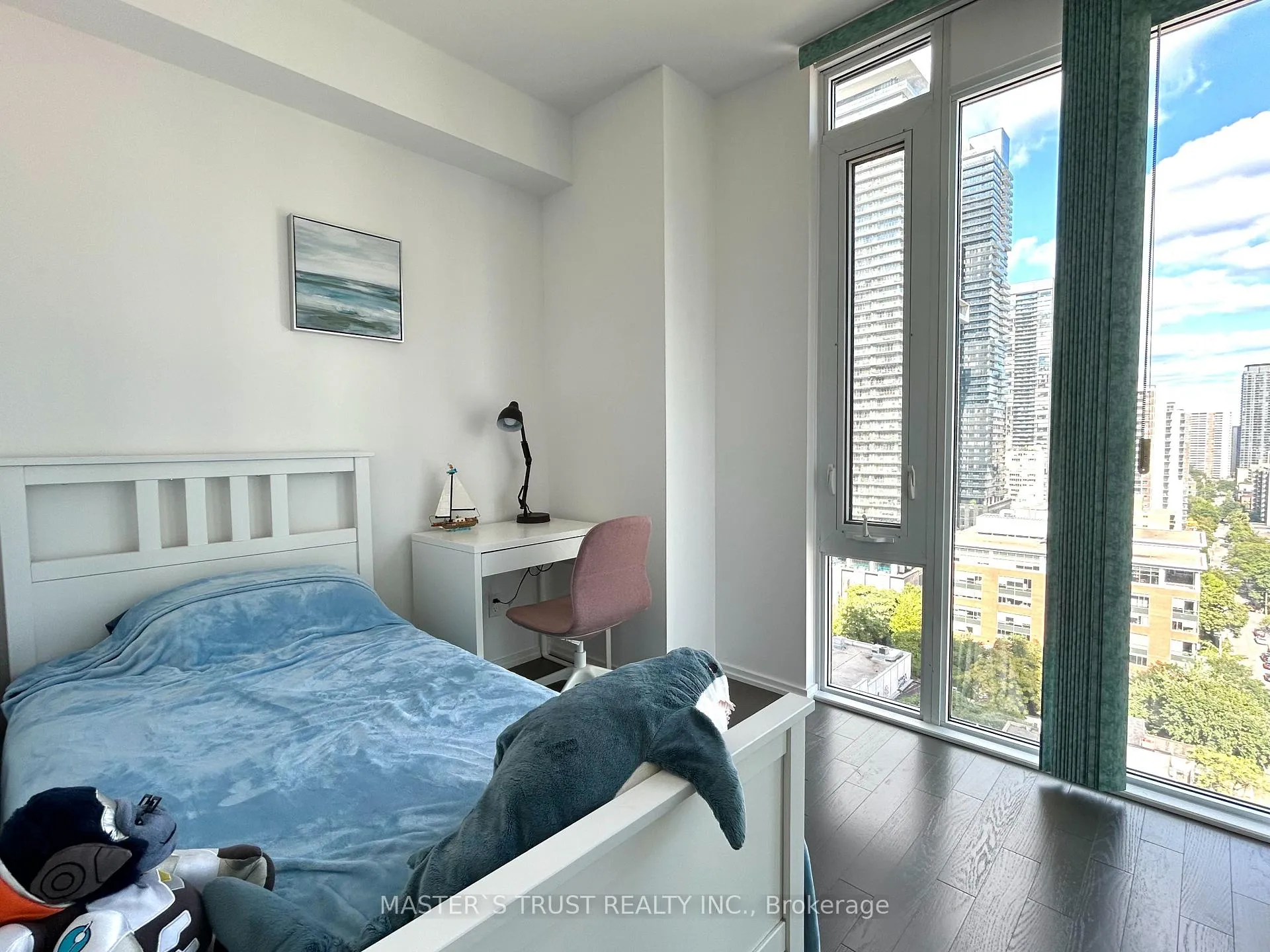 Photo 15 of Unit 1702, 75 St Nicholas Street, Toronto, Bay Street Corridor — HOMEH