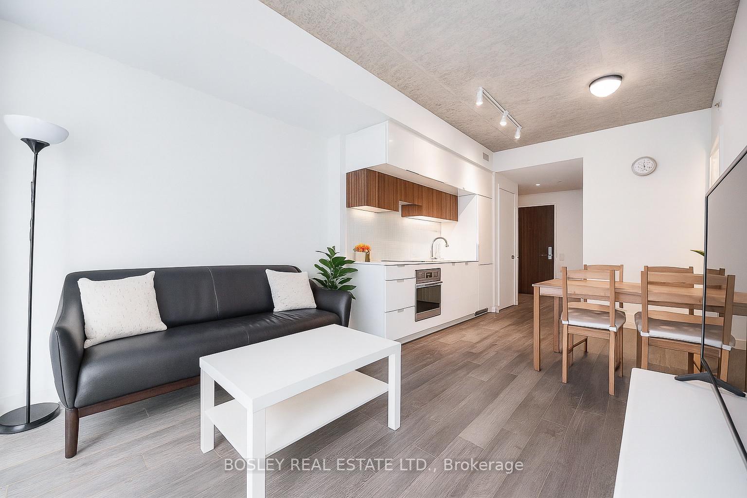 Photo 5 of Unit 2112, 185 Roehampton Avenue, Toronto, Mount Pleasant West — HOMEH