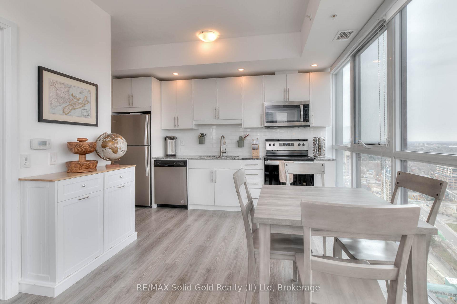 Photo 10 of Unit 2608, 60 Charles Street W, Kitchener, City Commercial Core — HOMEH