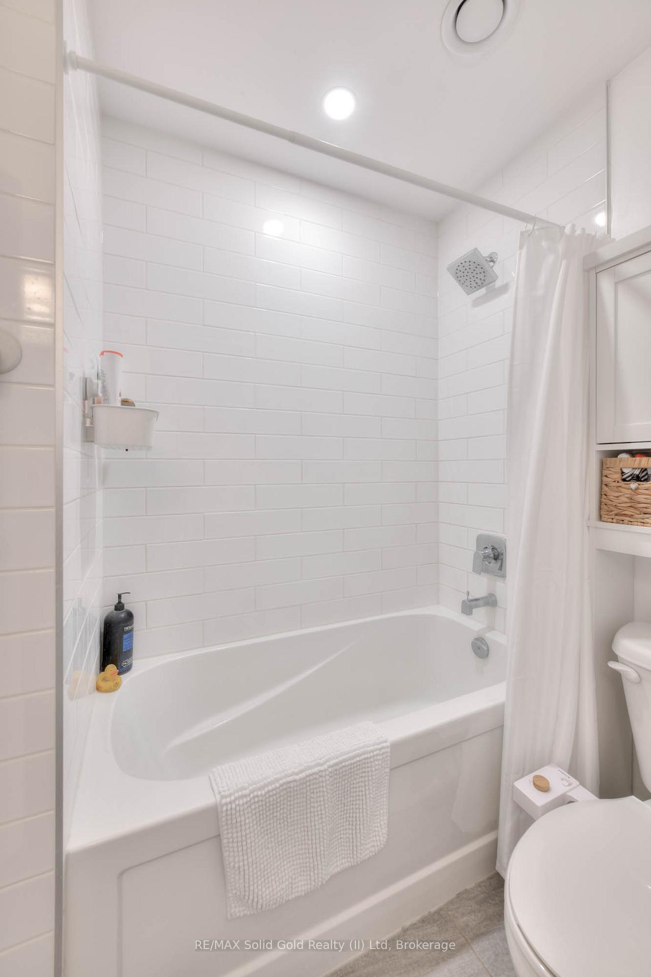 Photo 22 of Unit 2608, 60 Charles Street W, Kitchener, City Commercial Core — HOMEH