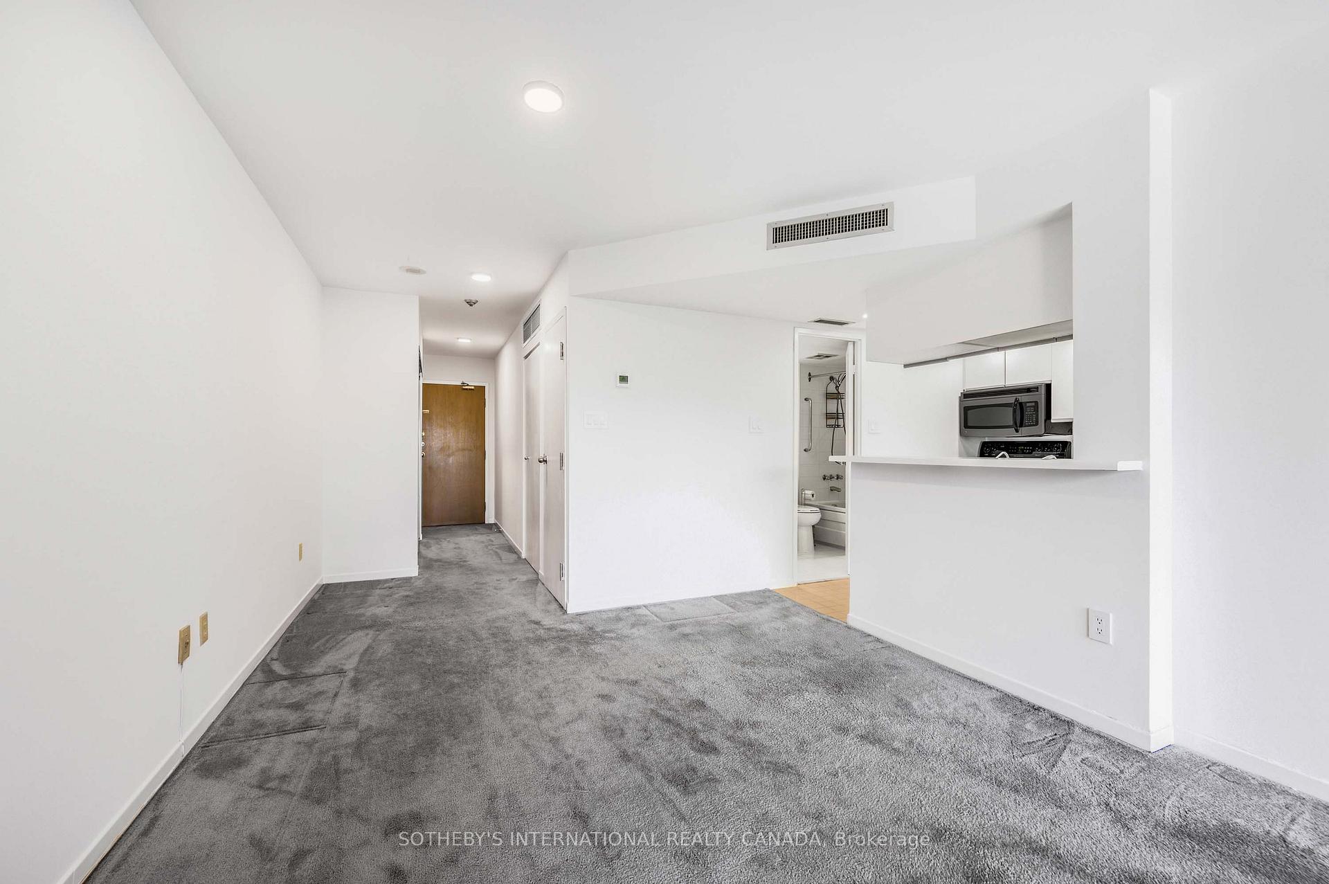 Photo 10 of Unit 716, 1001 Bay Street, Toronto, Bay Street Corridor — HOMEH