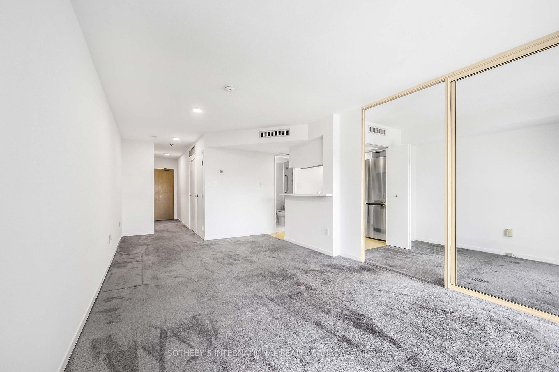 Photo 13 of Unit 716, 1001 Bay Street, Toronto, Bay Street Corridor — HOMEH