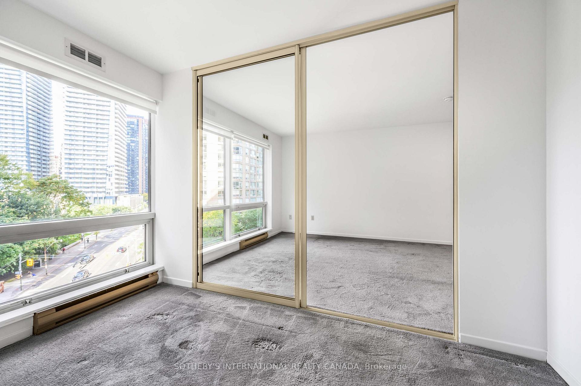 Photo 23 of Unit 716, 1001 Bay Street, Toronto, Bay Street Corridor — HOMEH