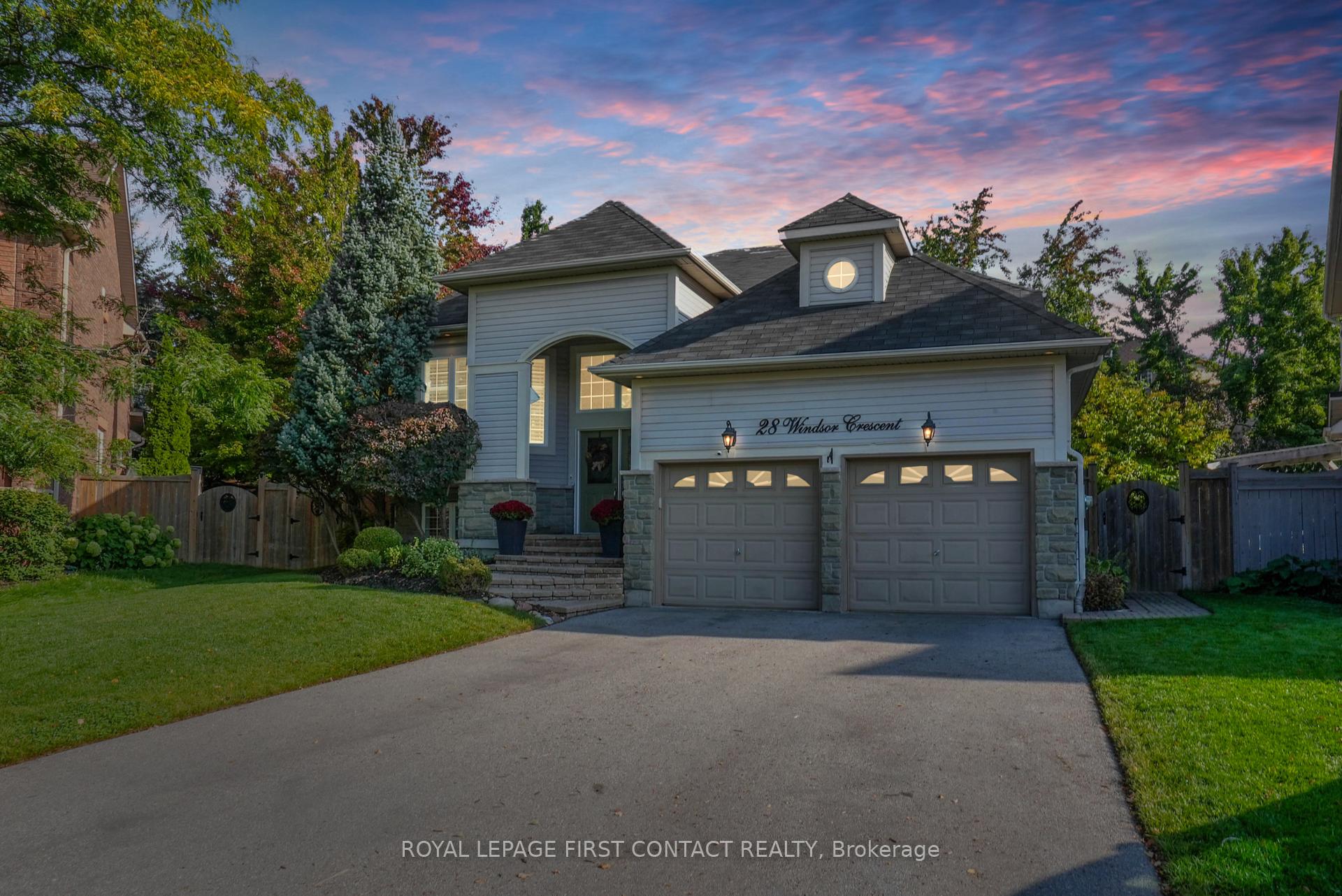 Photo 1 of 28 Windsor Crescent, Barrie, Innis-Shore — HOMEH