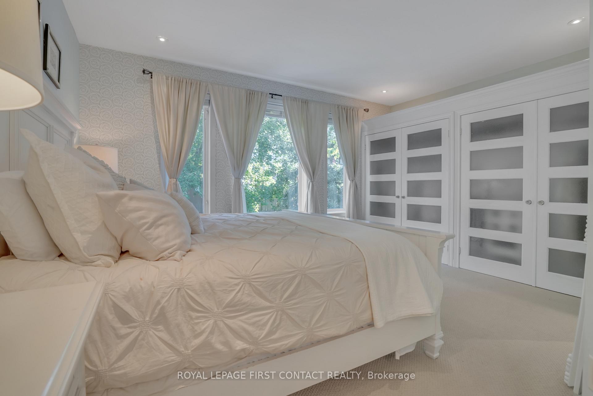 Photo 14 of 28 Windsor Crescent, Barrie, Innis-Shore — HOMEH