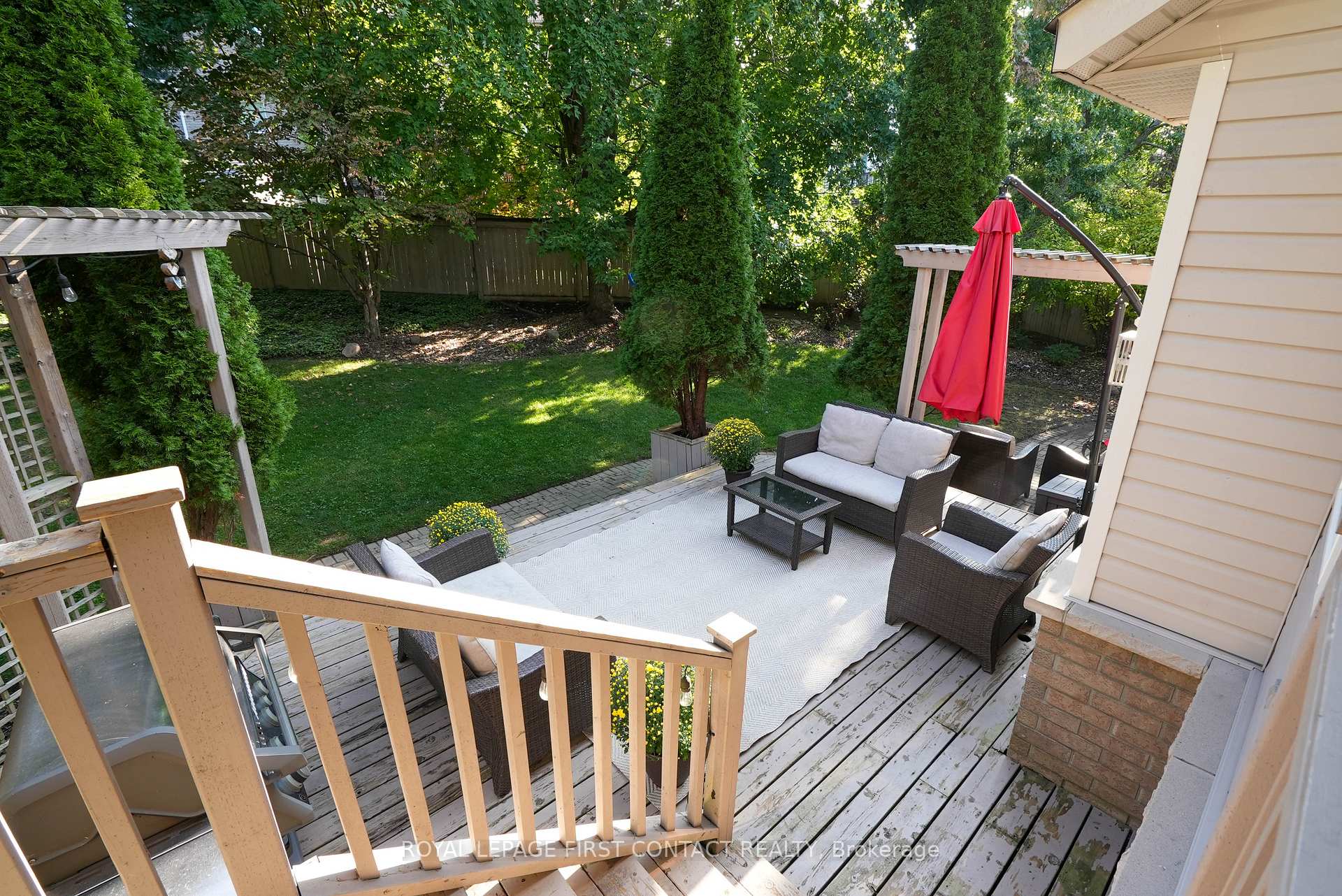 Photo 41 of 28 Windsor Crescent, Barrie, Innis-Shore — HOMEH
