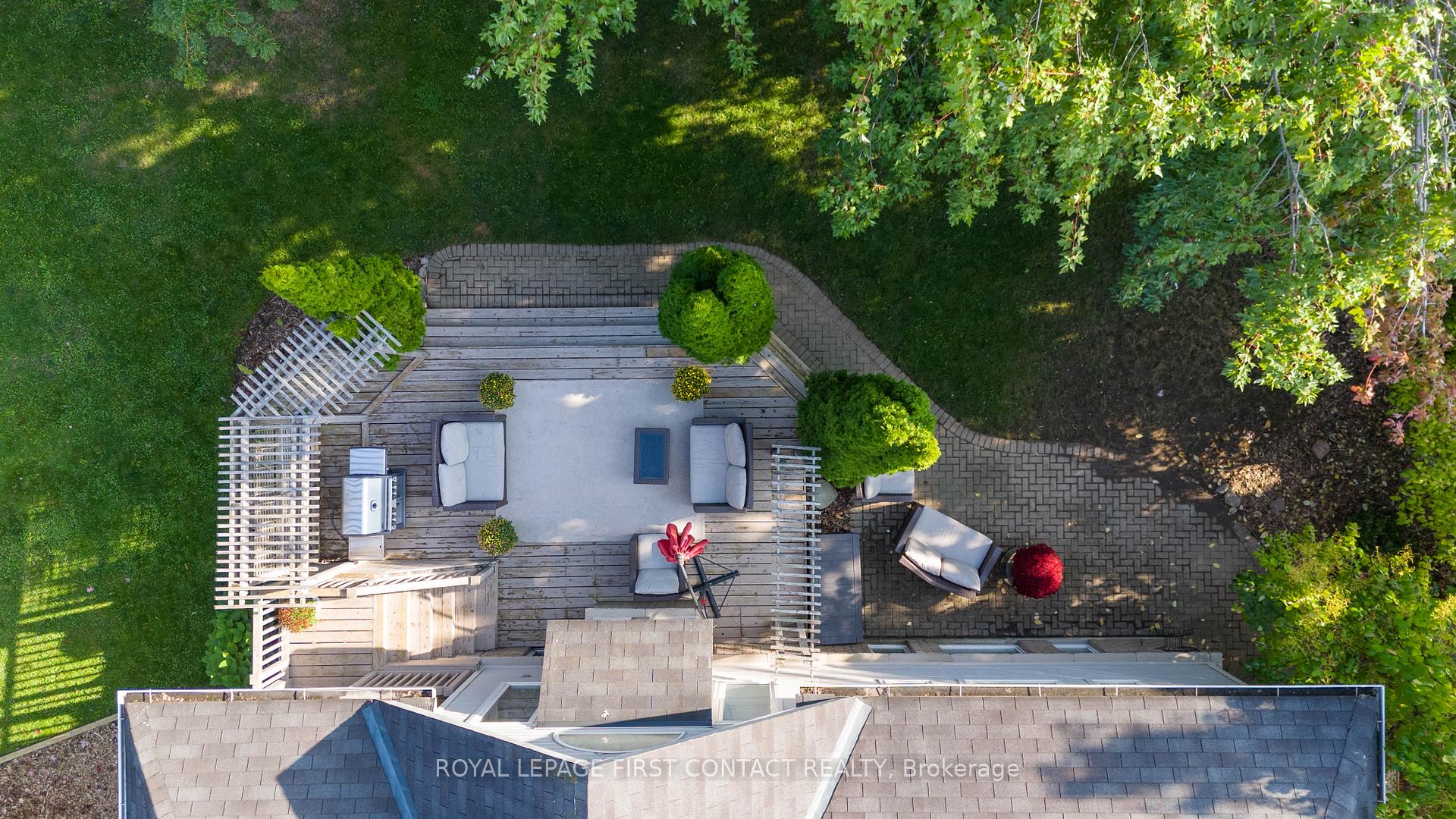 Photo 44 of 28 Windsor Crescent, Barrie, Innis-Shore — HOMEH