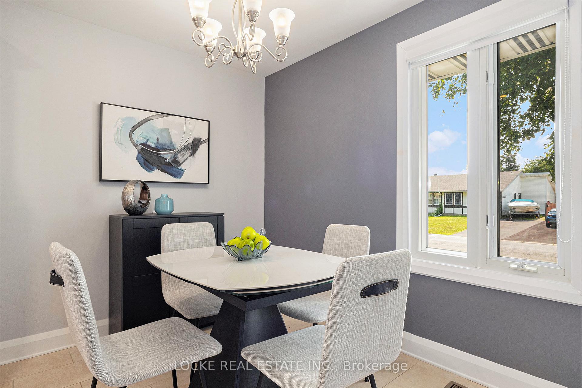 Photo 8 of 1382 Leigh Crescent, Ottawa, Carson Grove — HOMEH