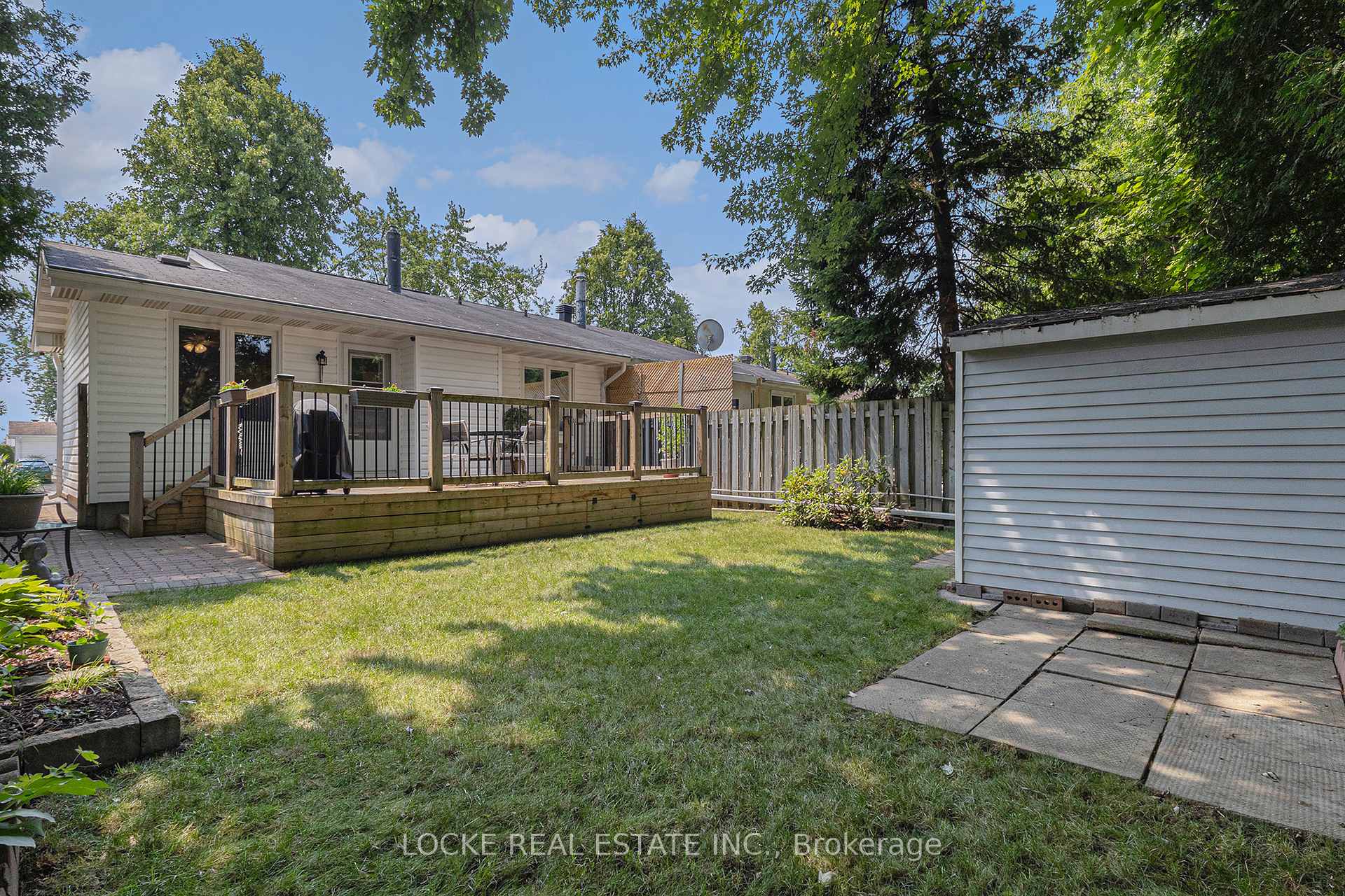 Photo 32 of 1382 Leigh Crescent, Ottawa, Carson Grove — HOMEH