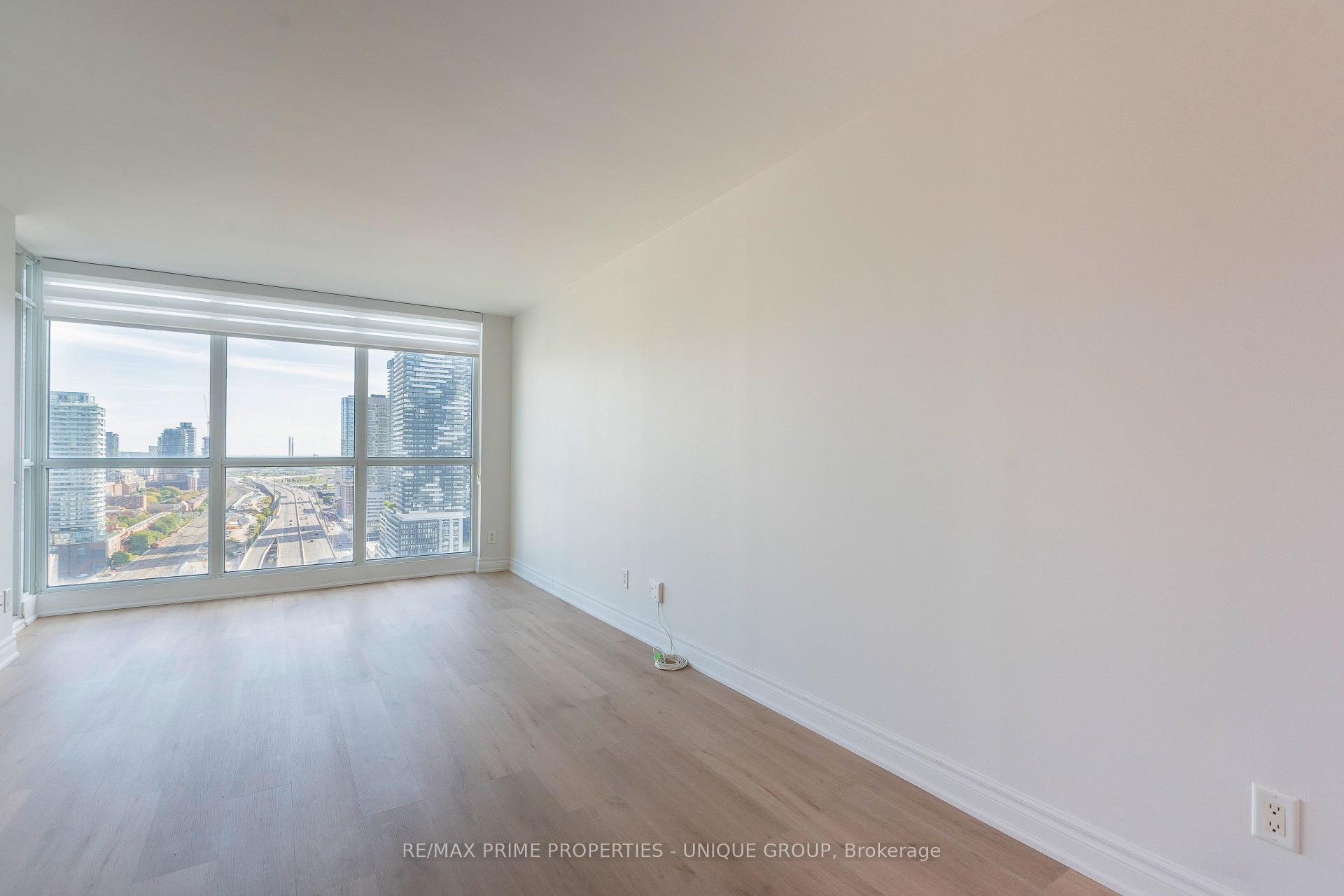 Photo 4 of Unit 2706, 18 Yonge Street, Toronto, Waterfront Communities — HOMEH