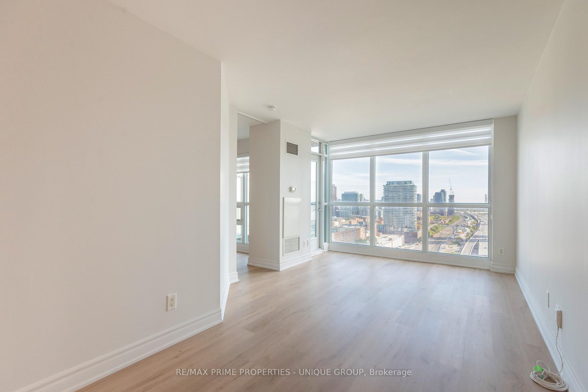 Photo 5 of Unit 2706, 18 Yonge Street, Toronto, Waterfront Communities — HOMEH