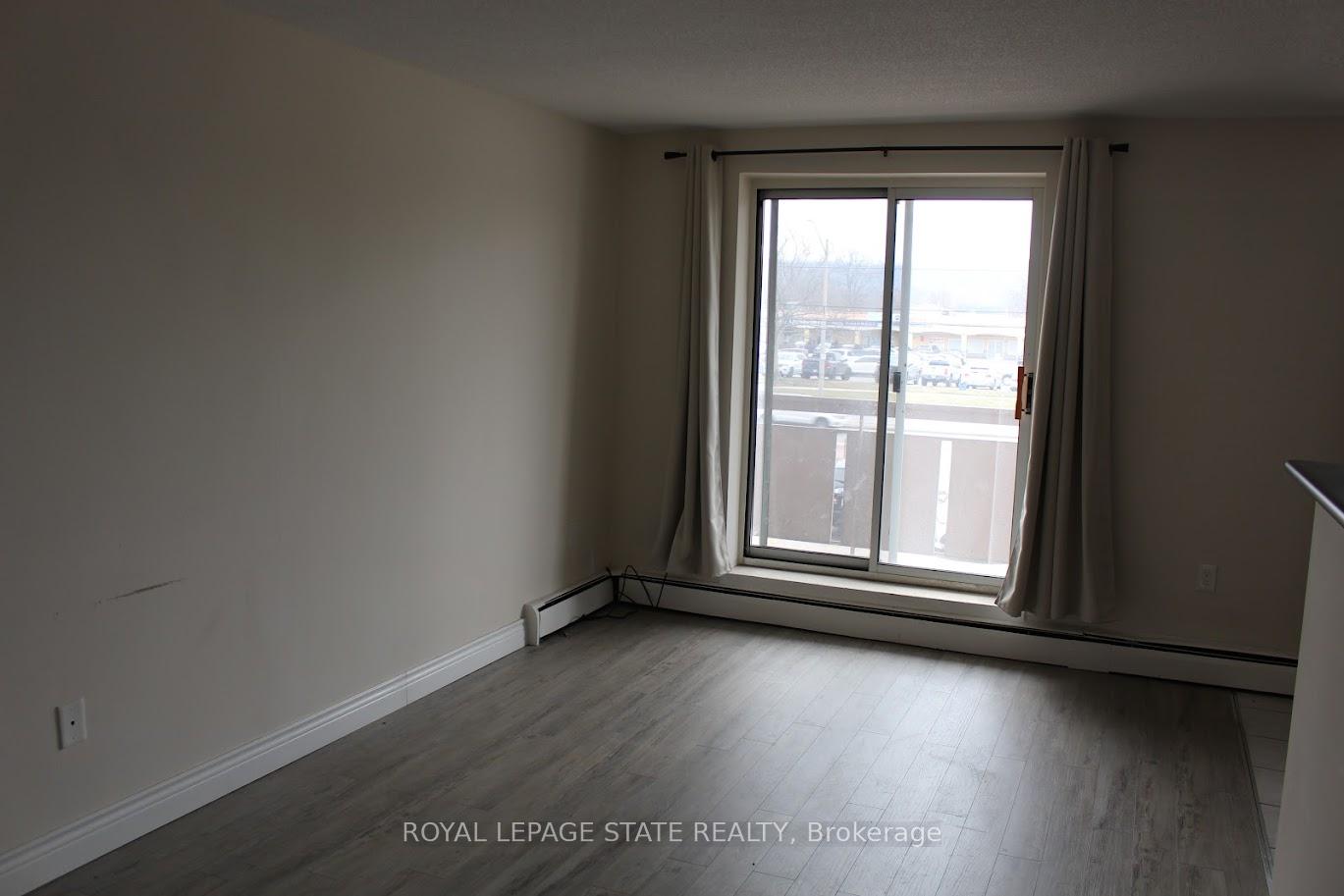 Photo 1 of Unit 204, 851 Queenston Road, Hamilton, Riverdale — HOMEH