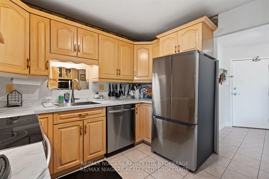 Photo 26 of Unit 201, 7 Gale Crescent, St. Catharines, E. Chester — HOMEH