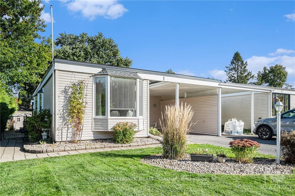 Photo 1 of 1 Roche Place, Ottawa, Crystal Beach — HOMEH