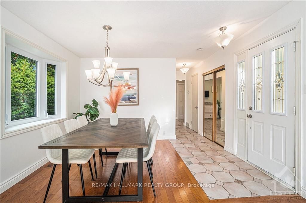 Photo 5 of 1 Roche Place, Ottawa, Crystal Beach — HOMEH