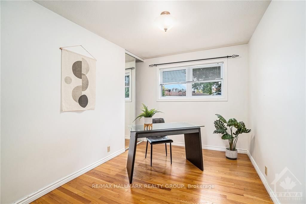 Photo 11 of 1 Roche Place, Ottawa, Crystal Beach — HOMEH