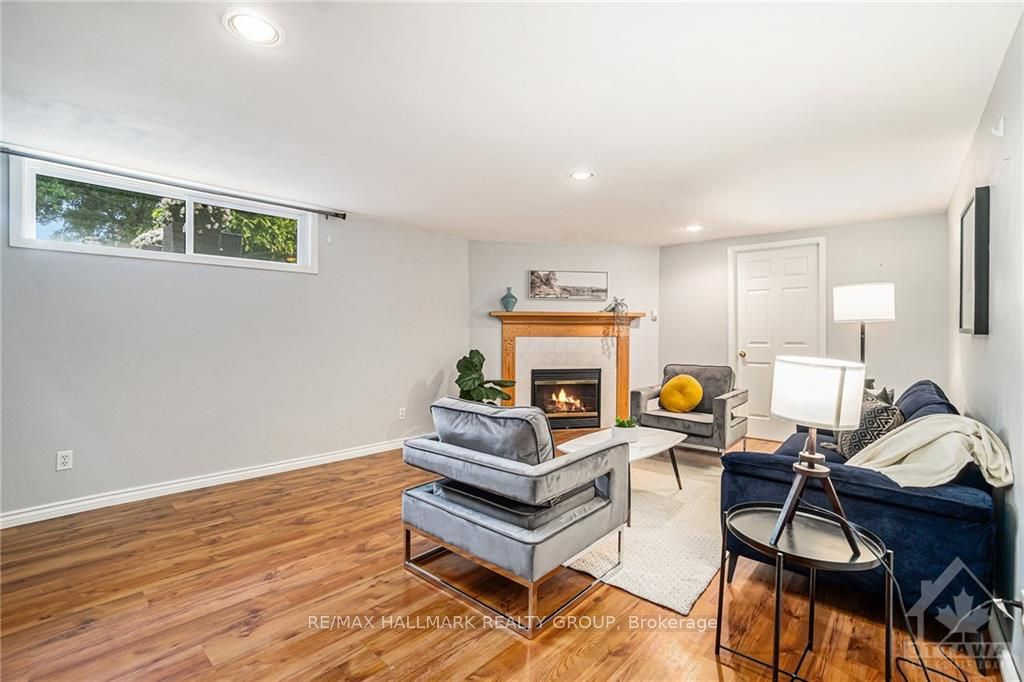 Photo 17 of 1 Roche Place, Ottawa, Crystal Beach — HOMEH