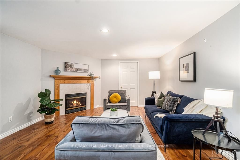 Photo 20 of 1 Roche Place, Ottawa, Crystal Beach — HOMEH