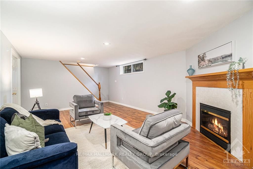 Photo 21 of 1 Roche Place, Ottawa, Crystal Beach — HOMEH