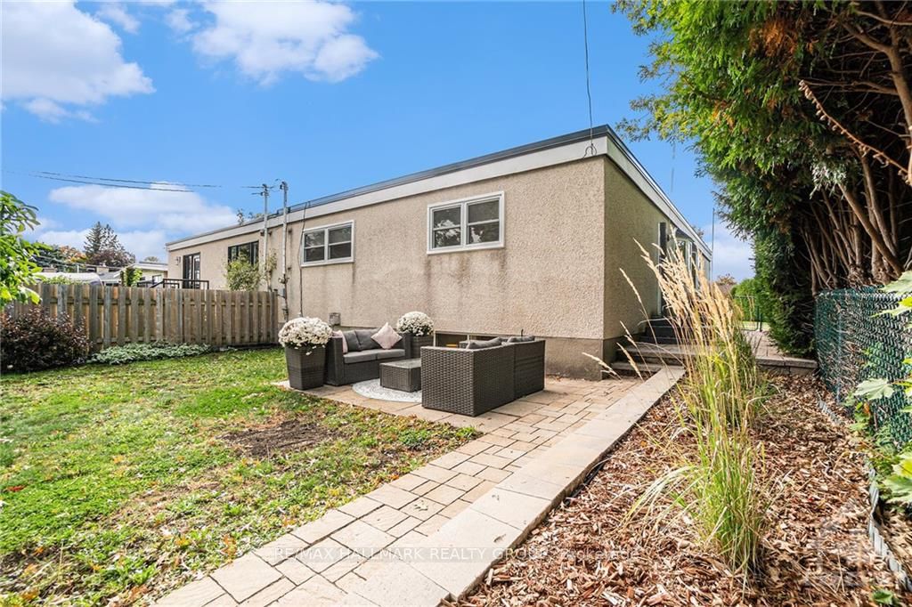 Photo 29 of 1 Roche Place, Ottawa, Crystal Beach — HOMEH