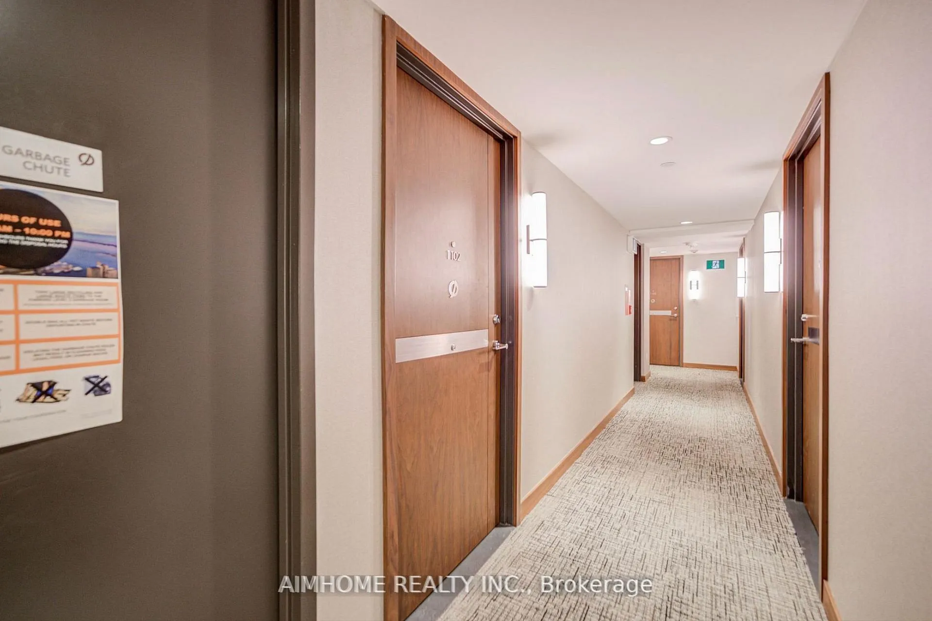 Photo 5 of Unit 1102, 19 Bathurst Street, Toronto, Waterfront Communities — HOMEH