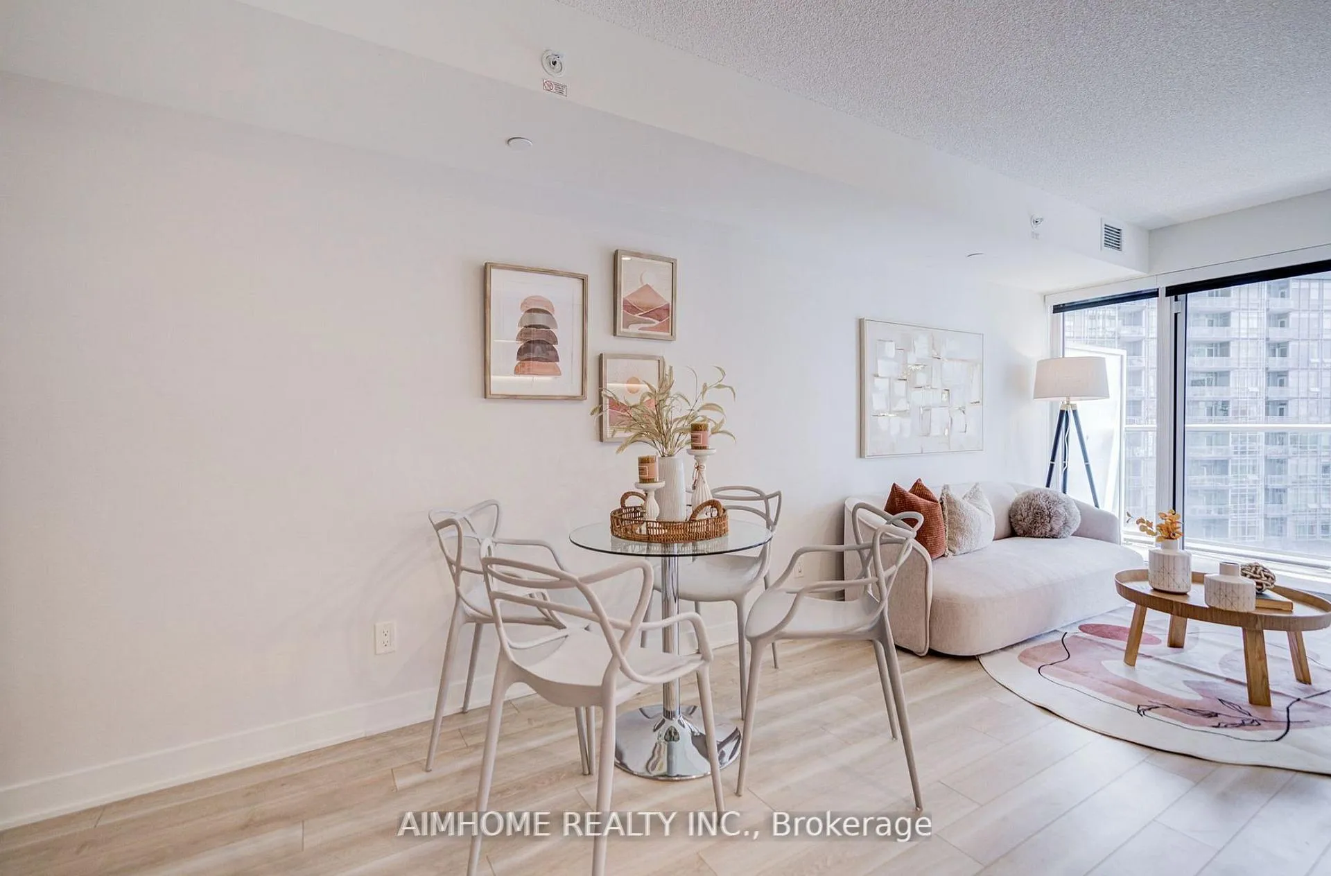 Photo 9 of Unit 1102, 19 Bathurst Street, Toronto, Waterfront Communities — HOMEH