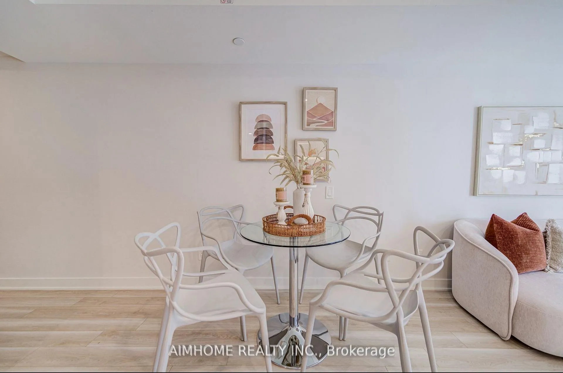 Photo 10 of Unit 1102, 19 Bathurst Street, Toronto, Waterfront Communities — HOMEH