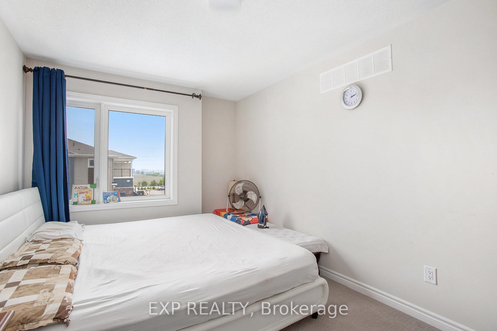 Photo 13 of Unit 236, 605 Nautilus Private, Ottawa, Kanata - Emerald Meadows/Trailwest — HOMEH