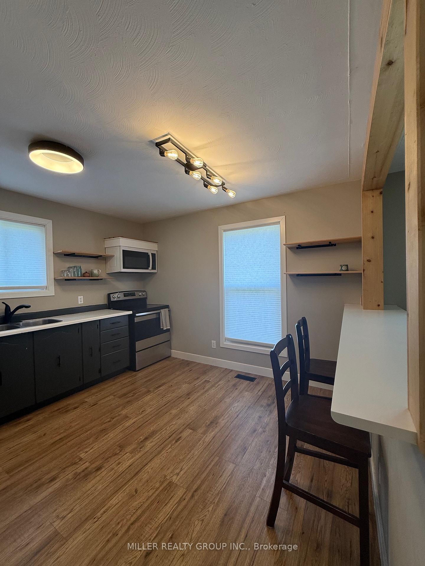 Photo 3 of 24 Watson Place, Cobalt — HOMEH
