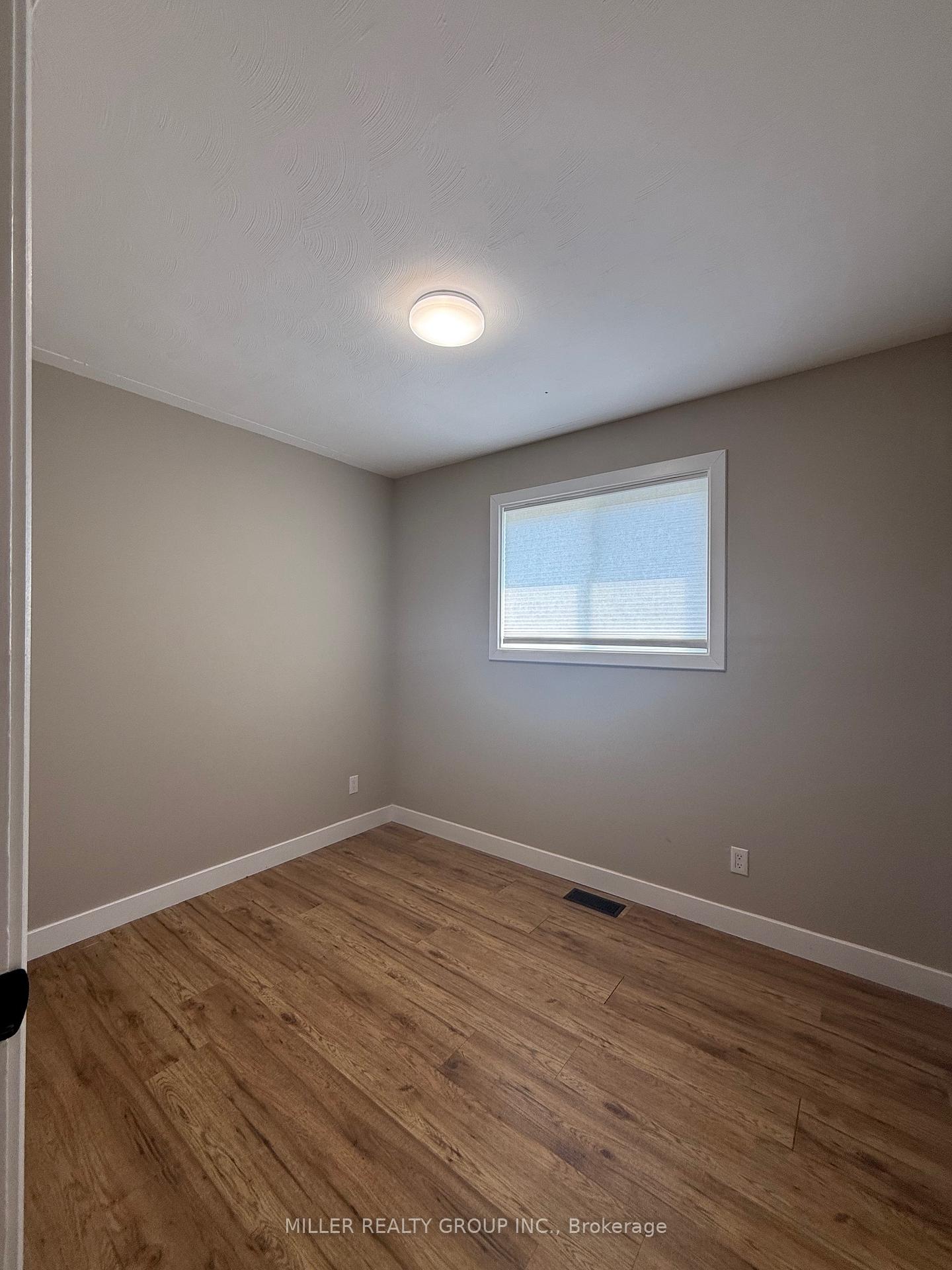 Photo 8 of 24 Watson Place, Cobalt — HOMEH