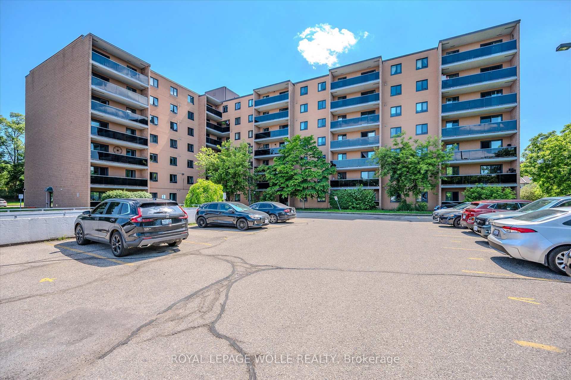 Photo 3 of Unit 204, 29 West Avenue W, Kitchener — HOMEH