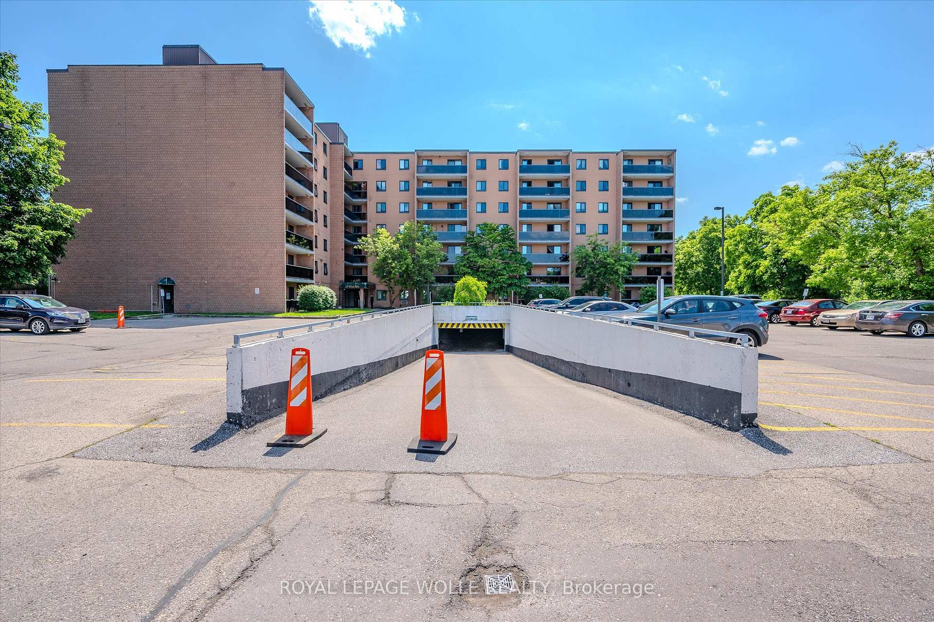 Photo 5 of Unit 204, 29 West Avenue W, Kitchener — HOMEH