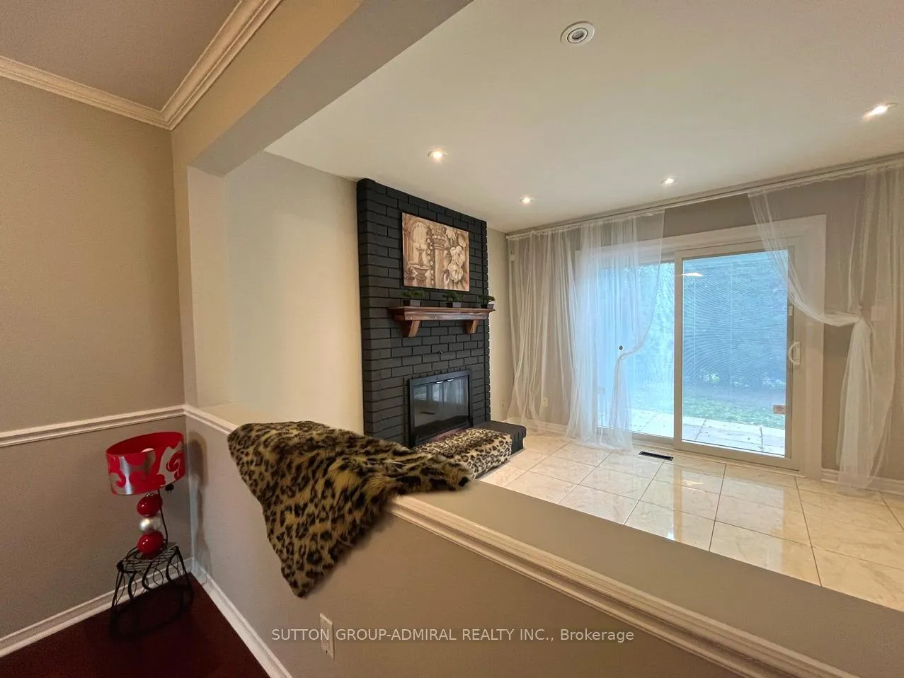 Photo 4 of 71 Covent Crescent, Aurora, Aurora Highlands — HOMEH