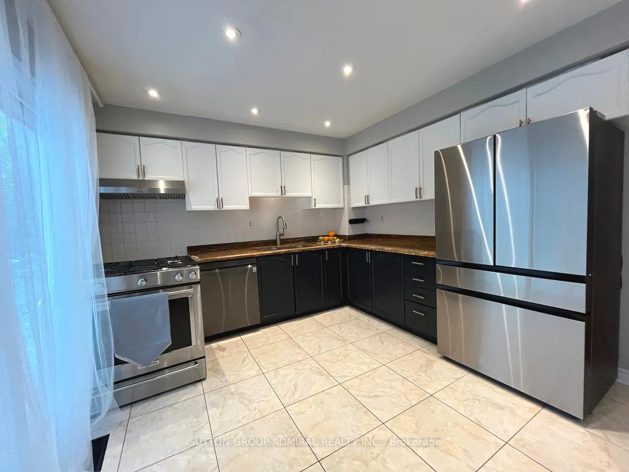 Photo 6 of 71 Covent Crescent, Aurora, Aurora Highlands — HOMEH