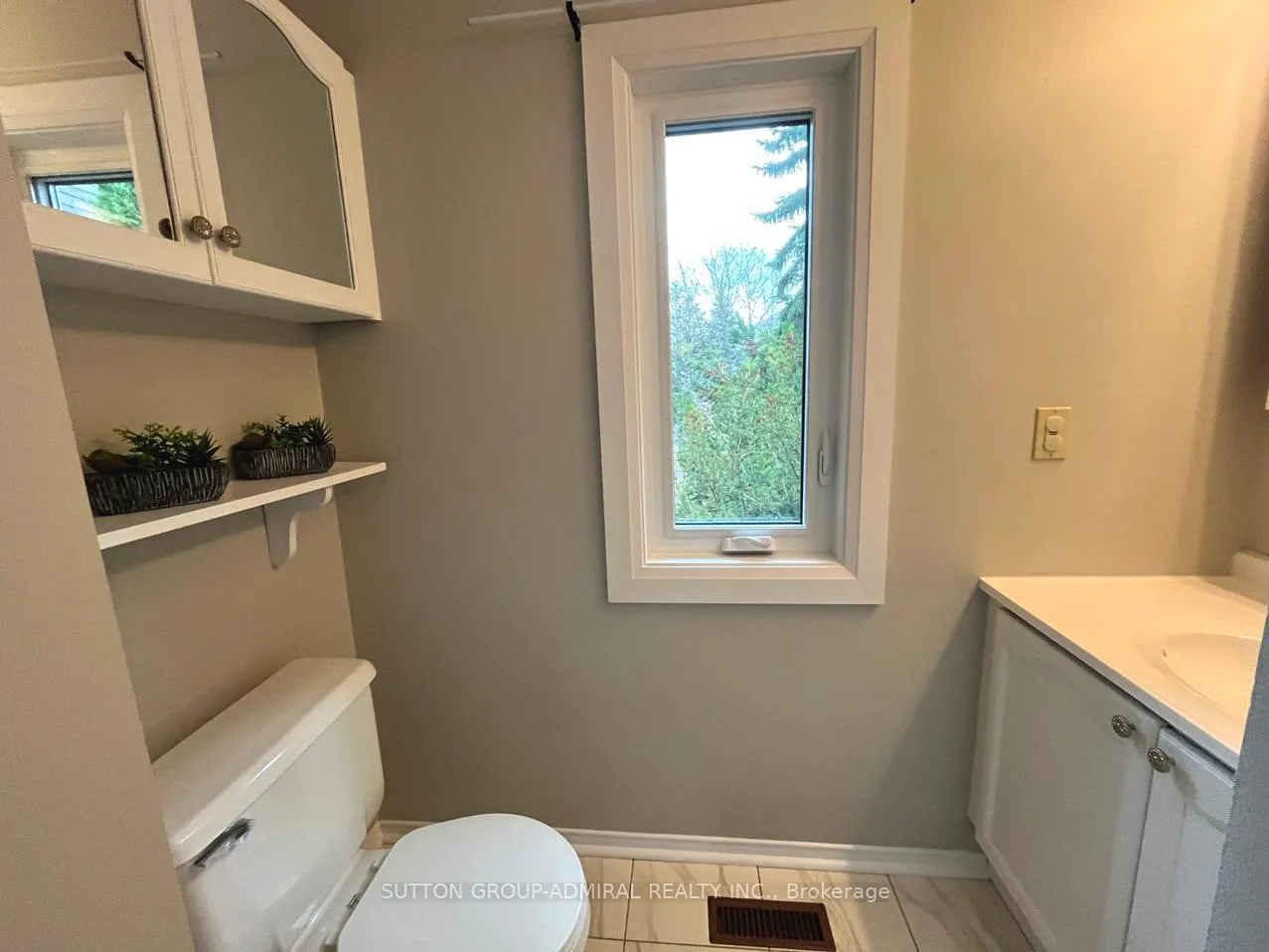 Photo 23 of 71 Covent Crescent, Aurora, Aurora Highlands — HOMEH