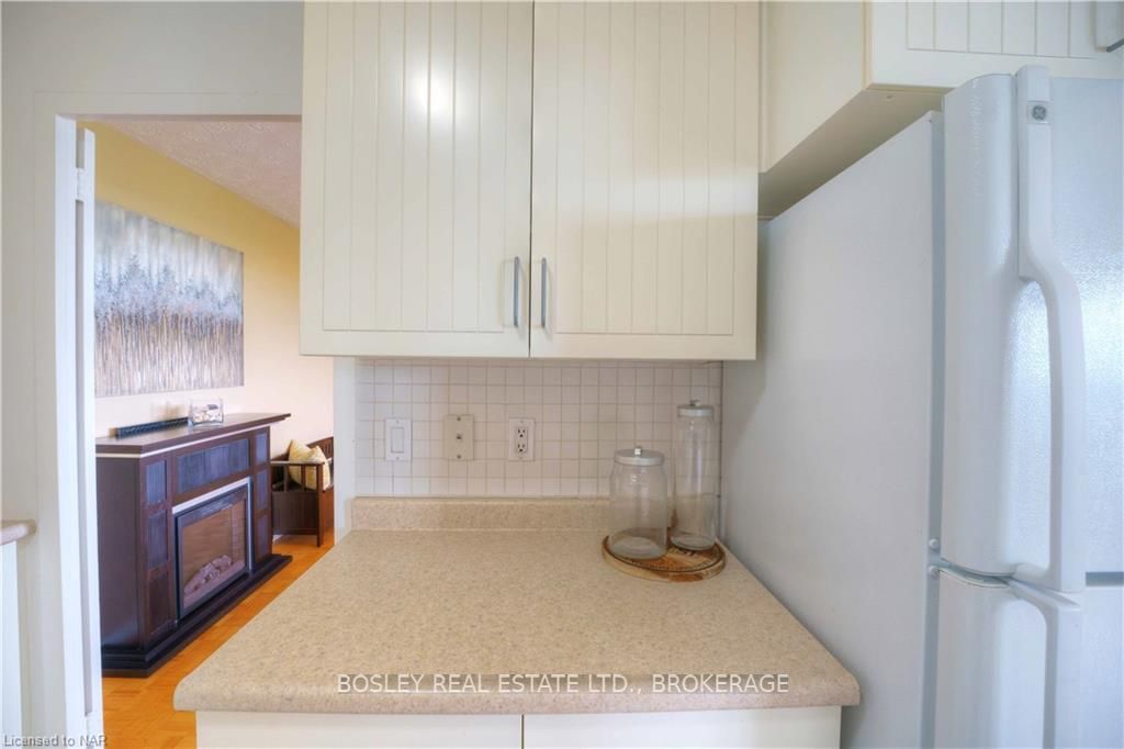 Photo 10 of Unit 804, 35 Towering Heights Boulevard, St. Catharines, Glendale/Glenridge — HOMEH