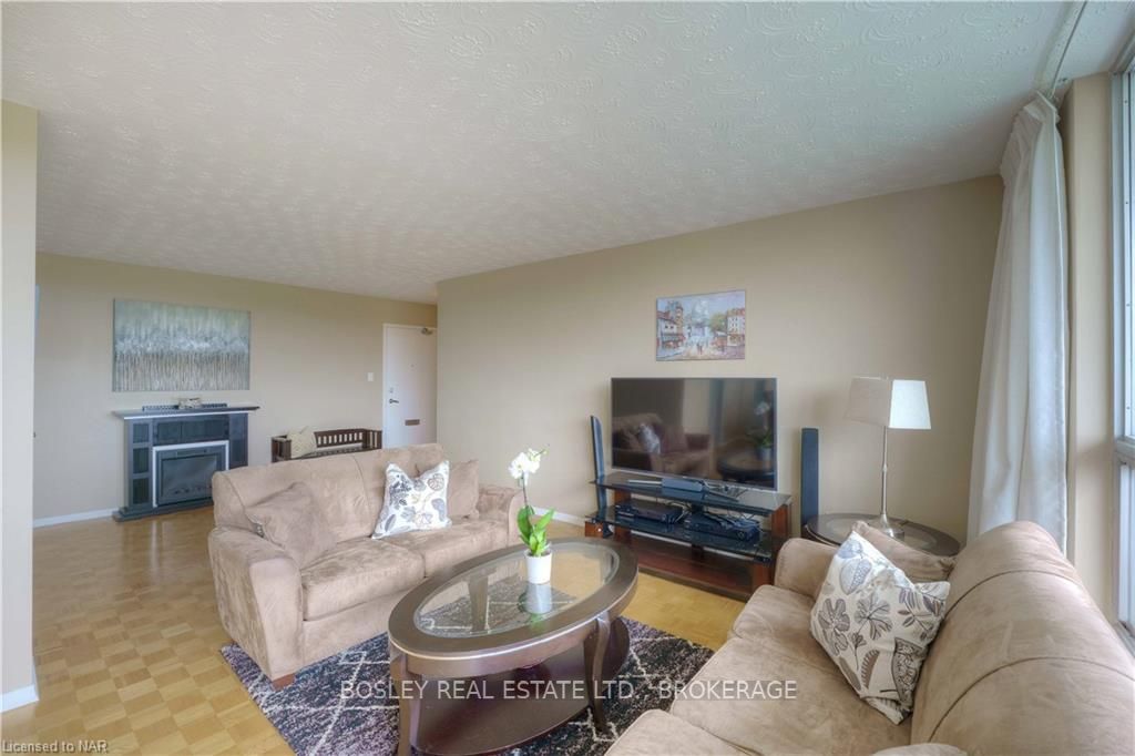 Photo 16 of Unit 804, 35 Towering Heights Boulevard, St. Catharines, Glendale/Glenridge — HOMEH