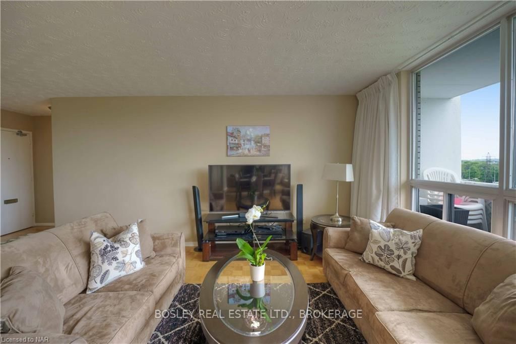 Photo 15 of Unit 804, 35 Towering Heights Boulevard, St. Catharines, Glendale/Glenridge — HOMEH