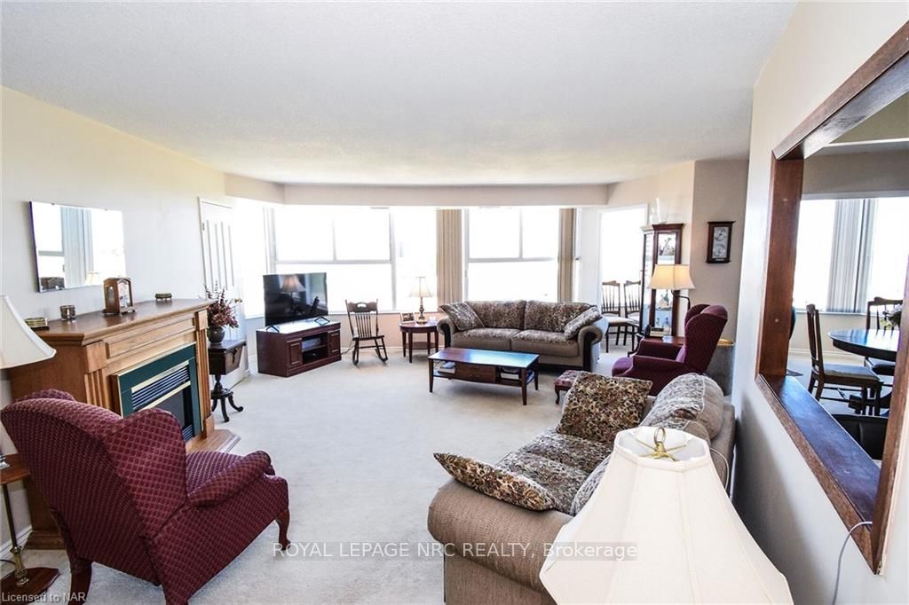 Photo 3 of Unit 1001, 7 Gale Crescent, St. Catharines, E. Chester — HOMEH