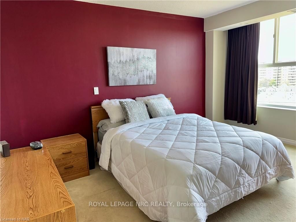Photo 19 of Unit 1001, 7 Gale Crescent, St. Catharines, E. Chester — HOMEH