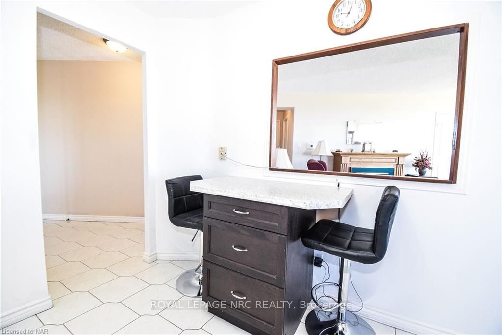 Photo 14 of Unit 1001, 7 Gale Crescent, St. Catharines, E. Chester — HOMEH