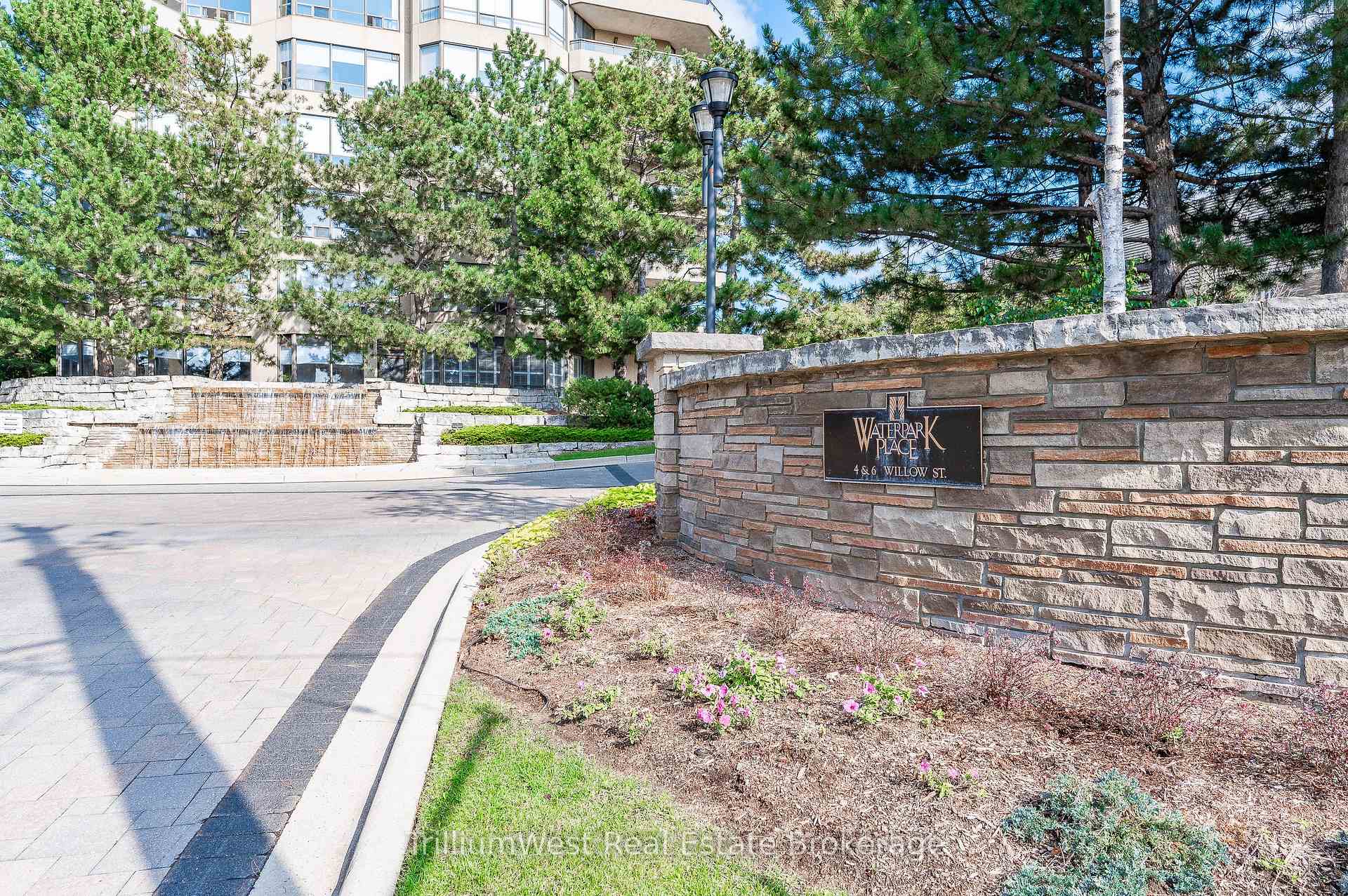 Photo 2 of Unit 501, 4 Willow Street W, Waterloo — HOMEH