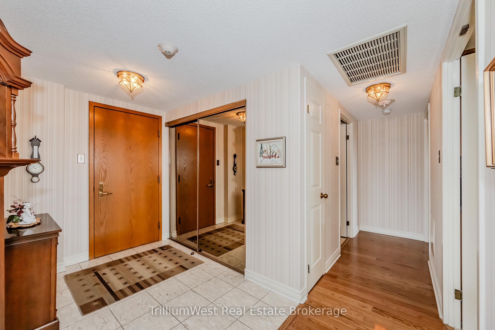Photo 6 of Unit 501, 4 Willow Street W, Waterloo — HOMEH