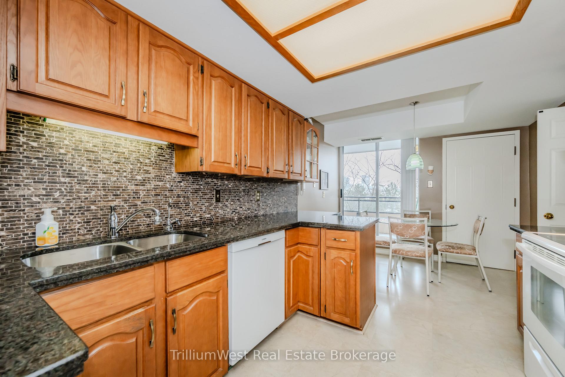 Photo 15 of Unit 501, 4 Willow Street W, Waterloo — HOMEH