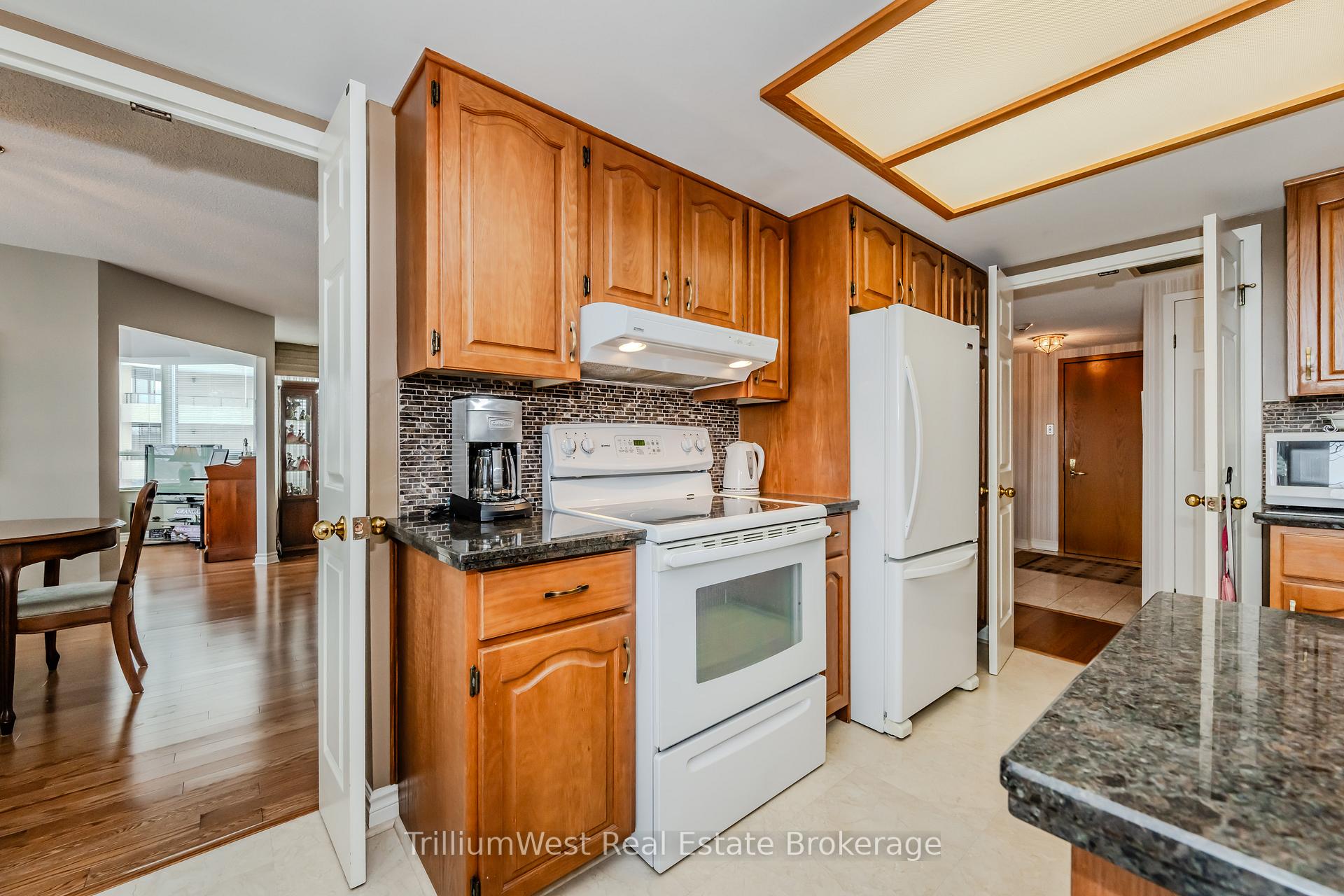 Photo 16 of Unit 501, 4 Willow Street W, Waterloo — HOMEH