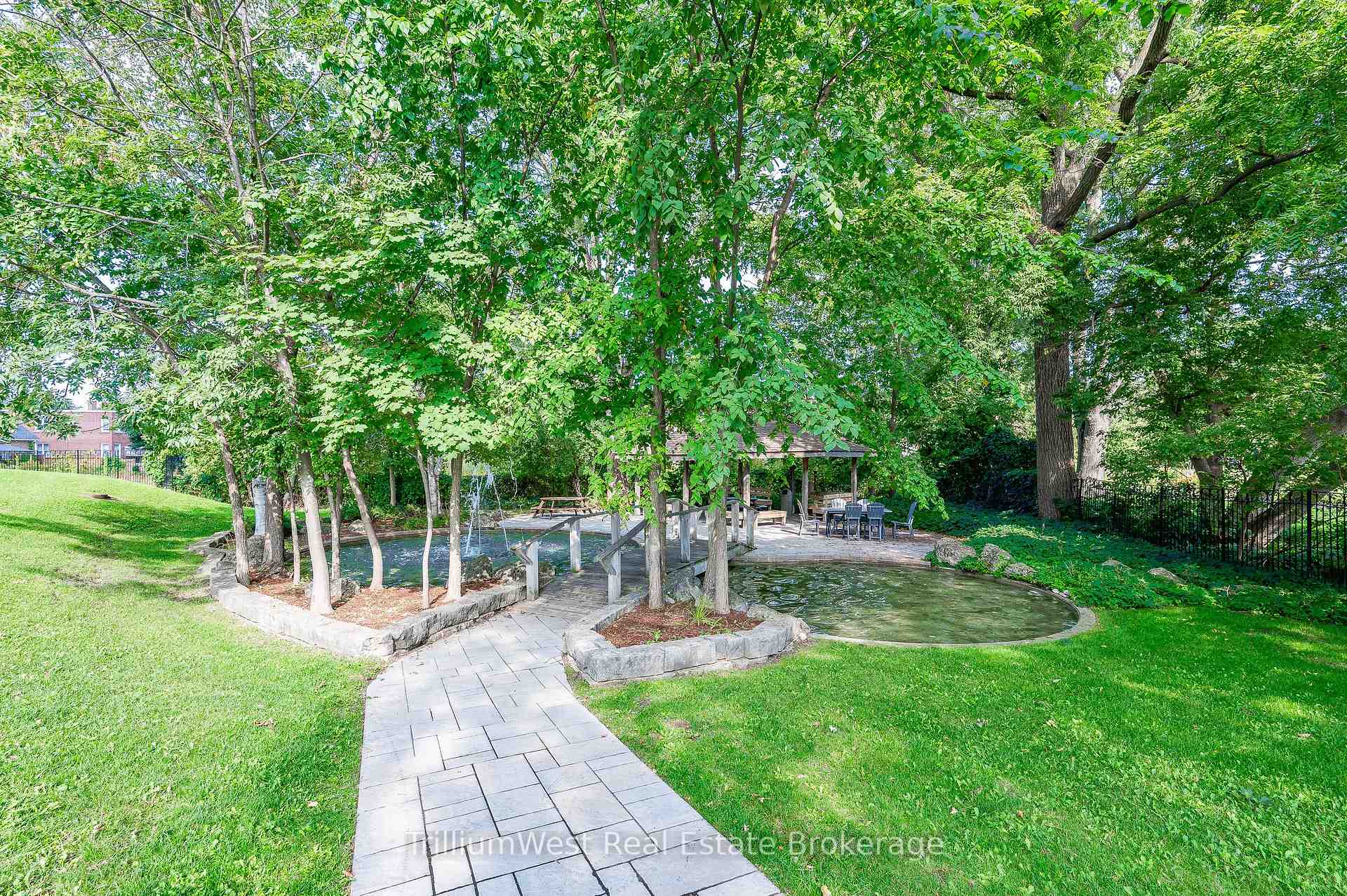 Photo 38 of Unit 501, 4 Willow Street W, Waterloo — HOMEH