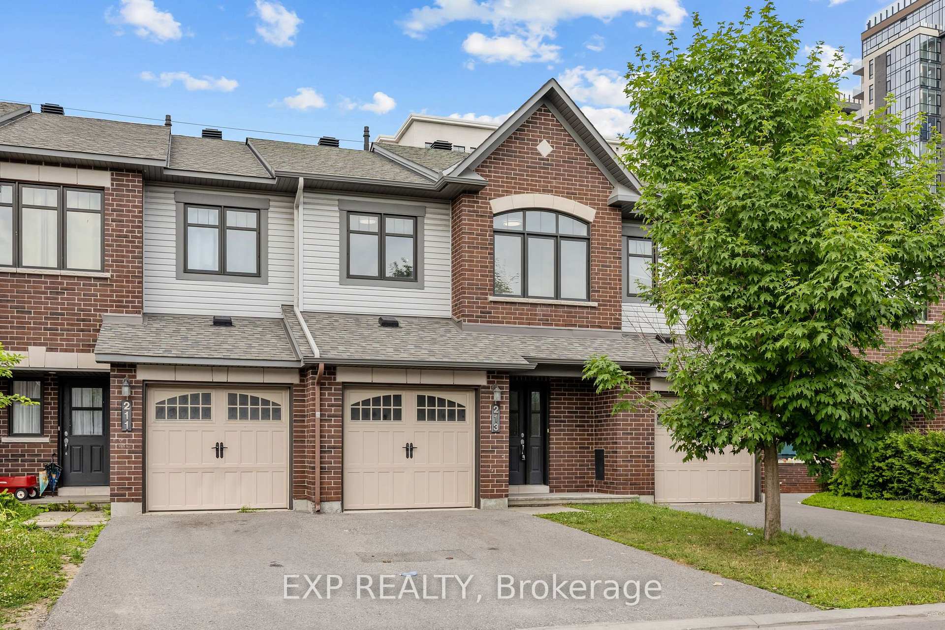 Photo 1 of 213 Mancini Way, Ottawa, Barrhaven - Strandherd — HOMEH